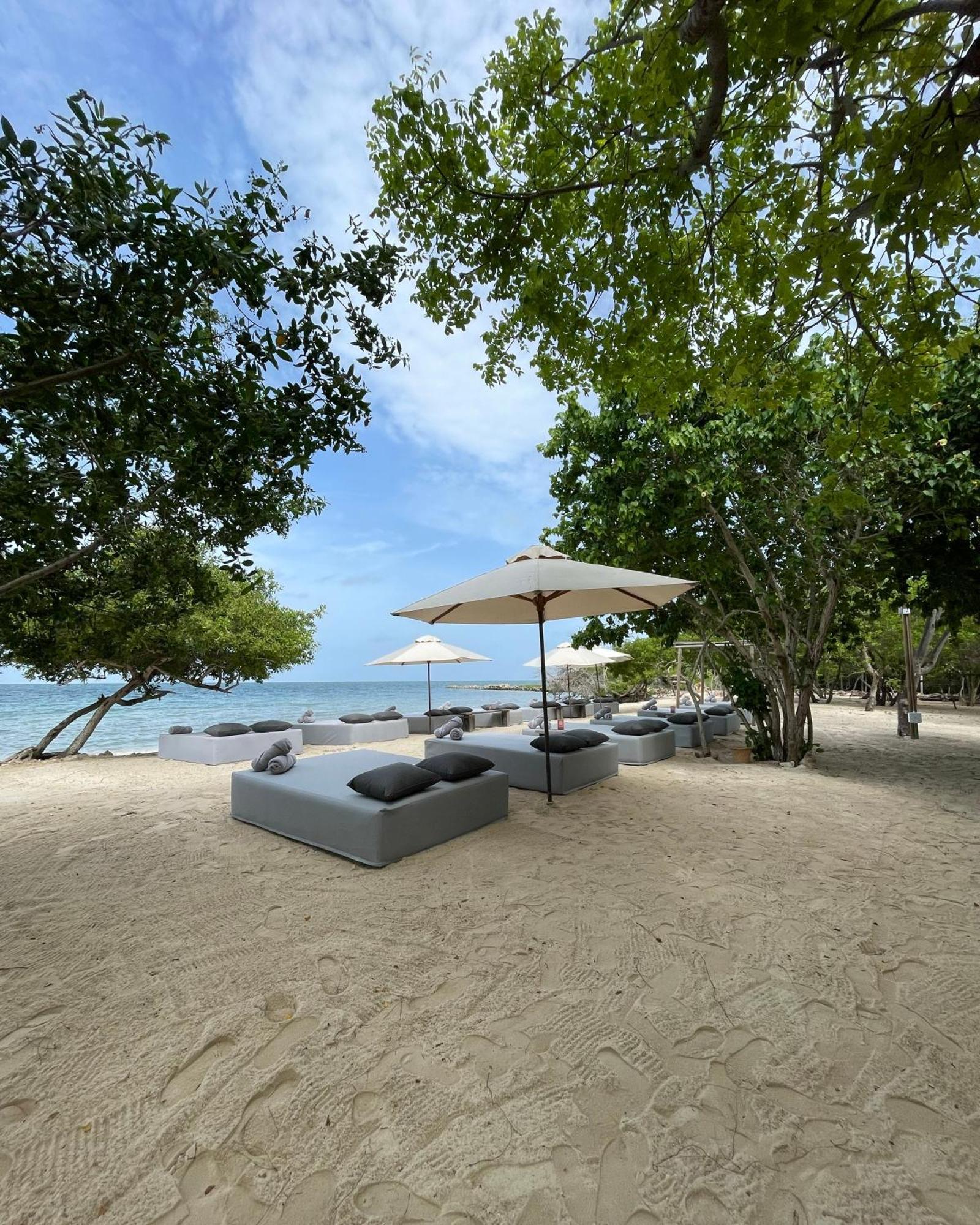 Sabai Beach Hotel Isla Barú Extérieur photo