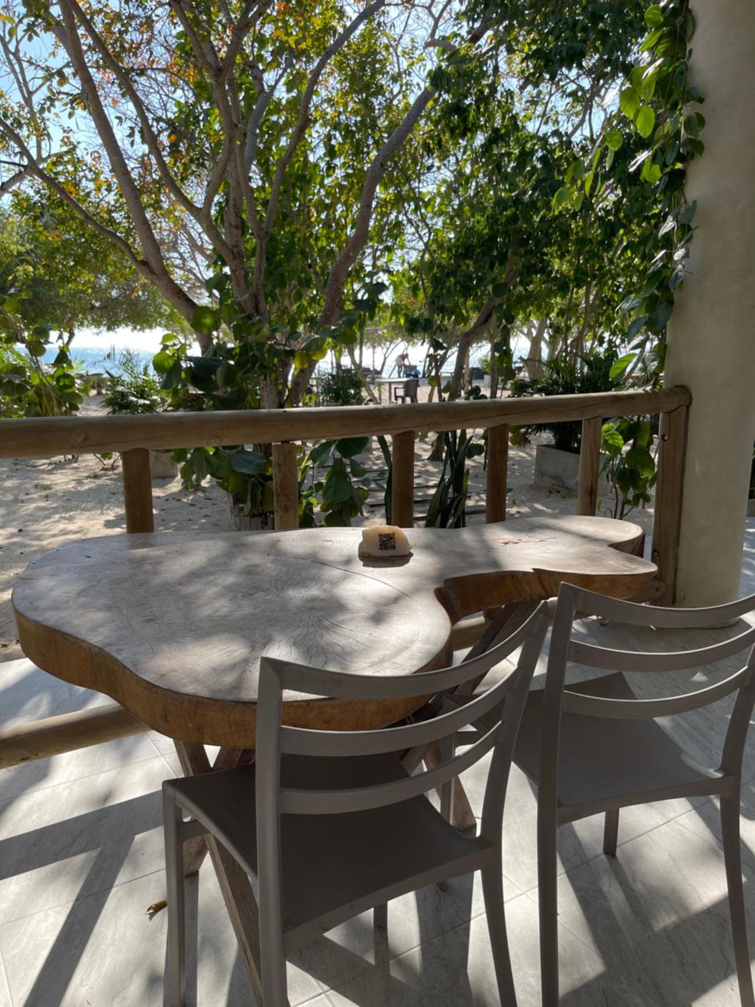 Sabai Beach Hotel Isla Barú Extérieur photo
