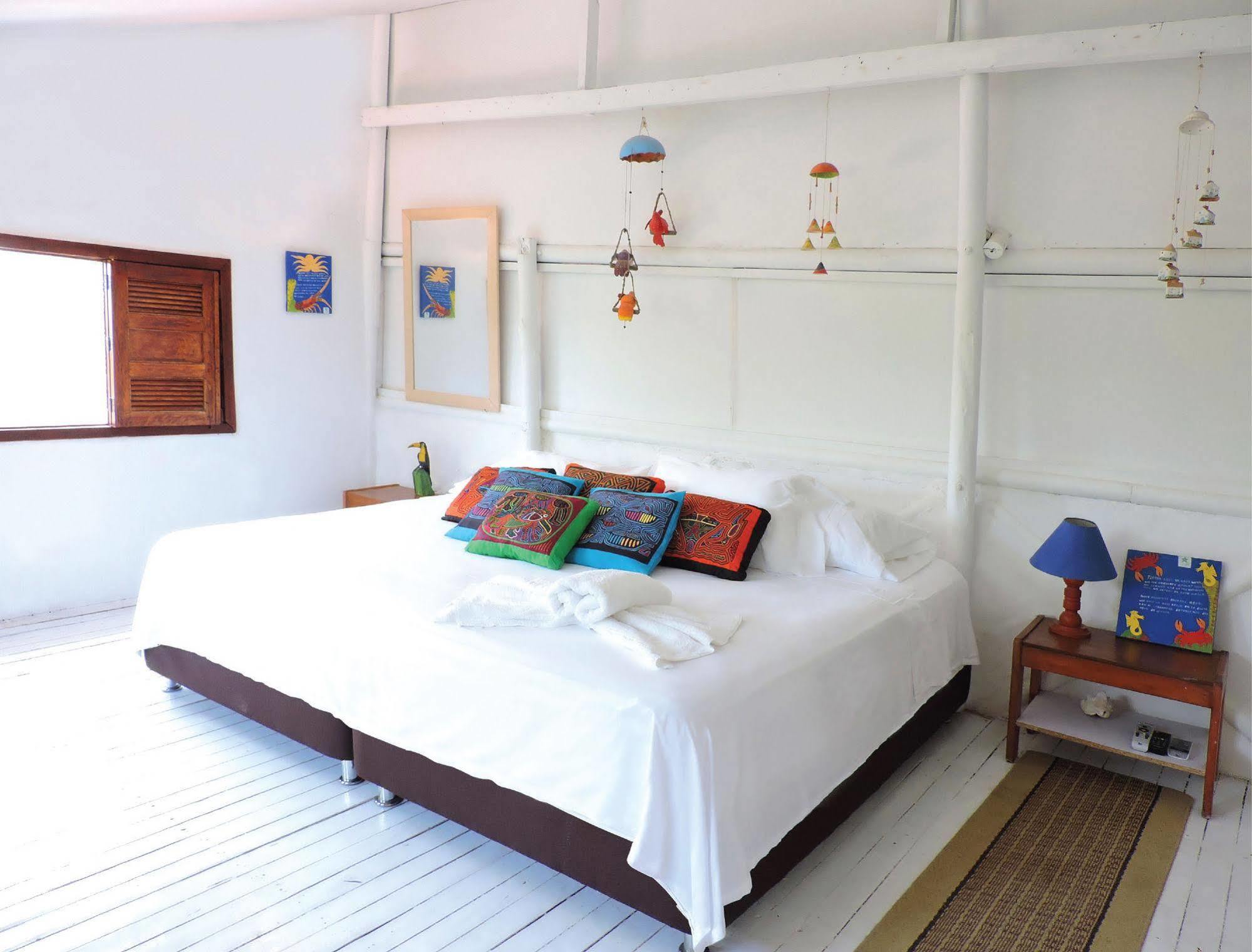 Sabai Beach Hotel Isla Barú Extérieur photo