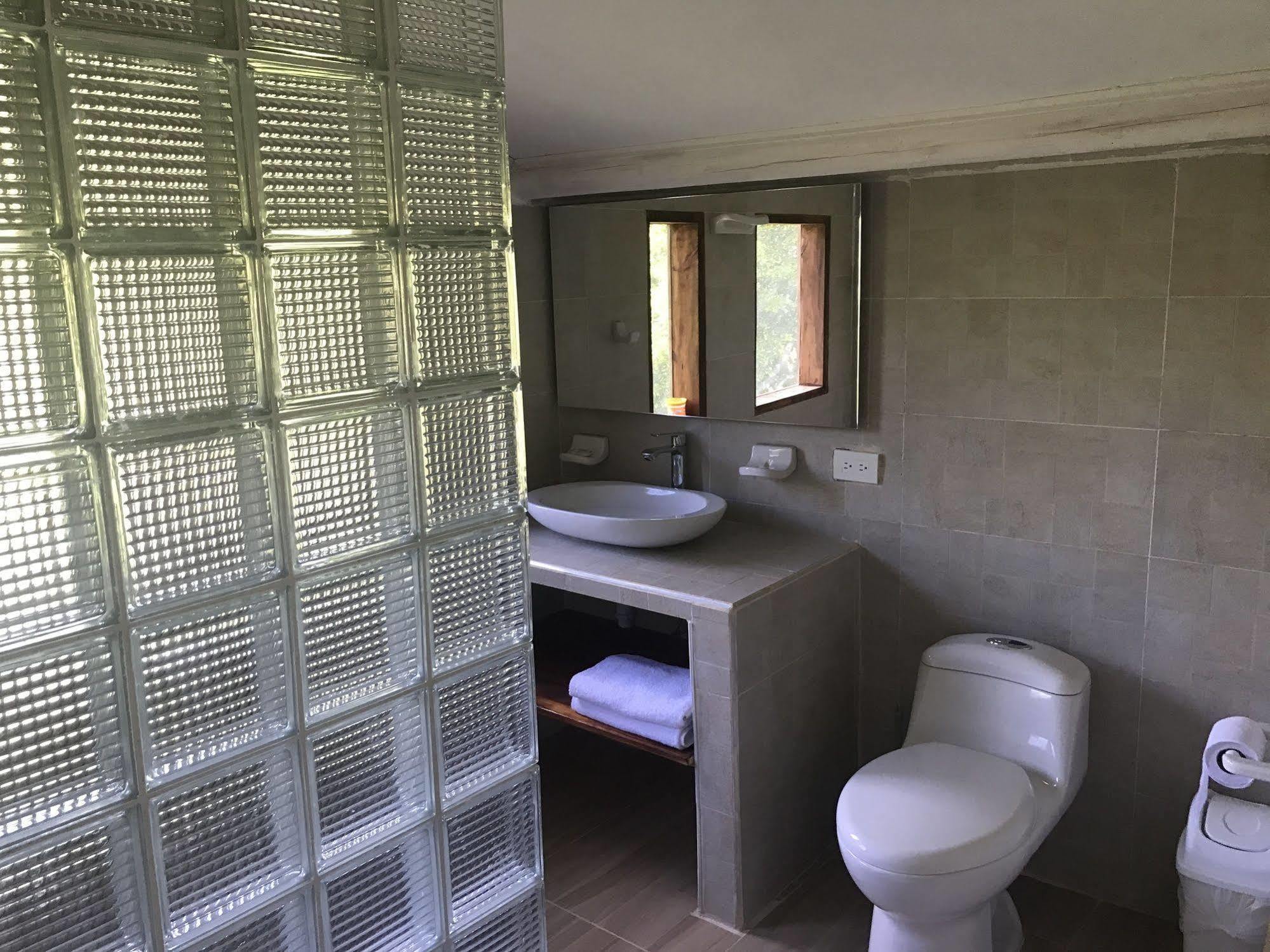 Sabai Beach Hotel Isla Barú Extérieur photo